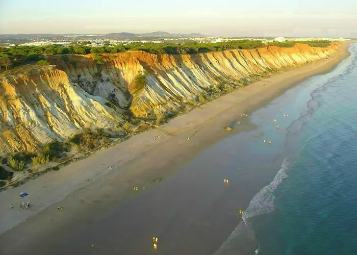 Apartamento With 1 Bedroom L Albufeira